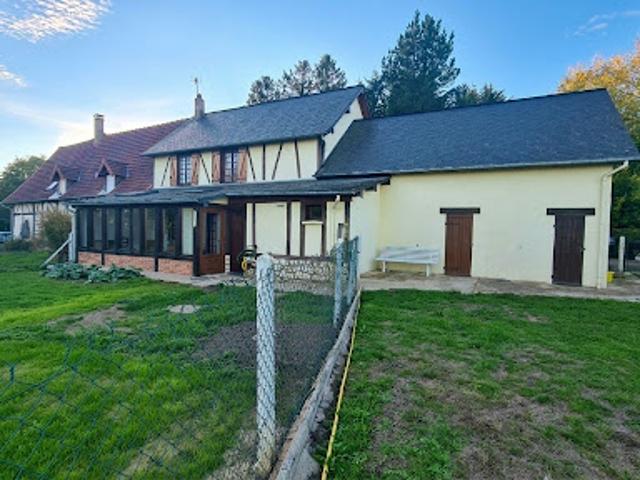 Maison vente à Les Landez, Le Tronquay
