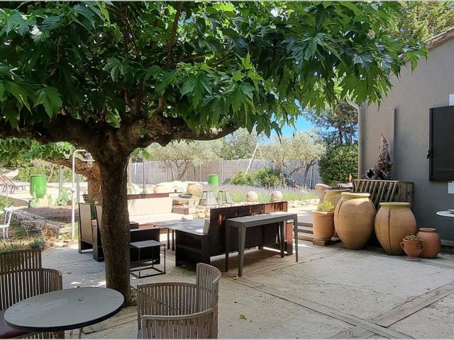 Maison vente à Arles, Eygalières