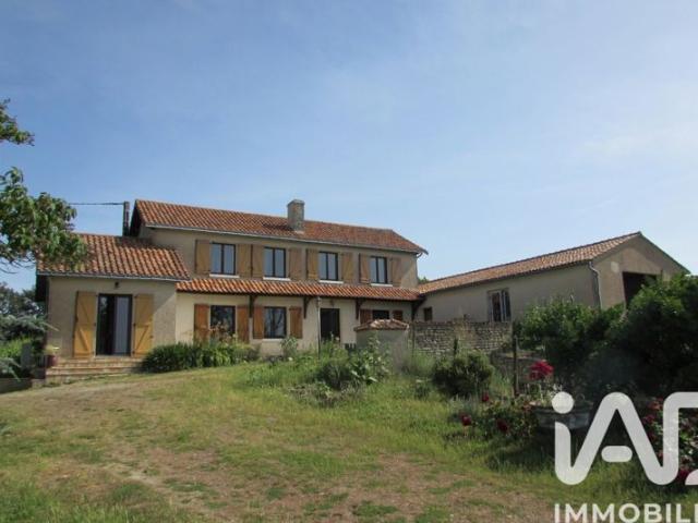 Maison vente à Châtellerault, Beuxes