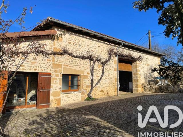 Maison vente à Confolens, Les Pins