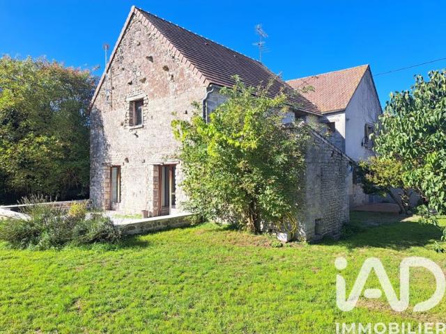 Maison vente à Pithiviers, Laas