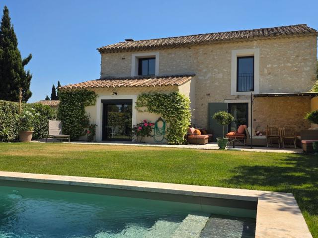 Maison vente à Arles, Eygalières