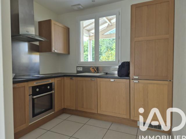 Maison vente à Montmorillon, Civray