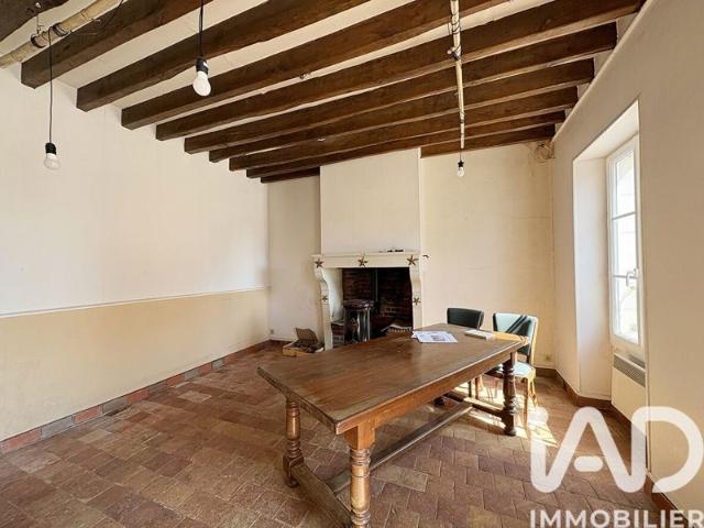 Maison vente à Auxerre, Saint-sauveur-en-puisaye