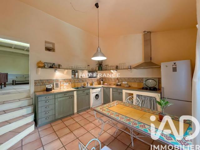 Maison vente à Aix-en-Provence, Châteauneuf-le-rouge