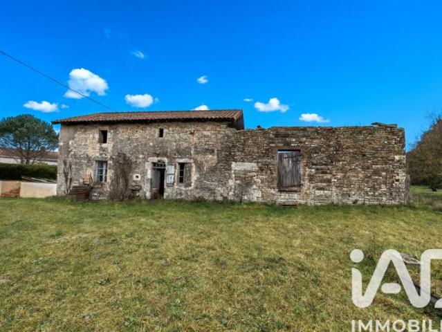 Maison vente à Confolens, Raix