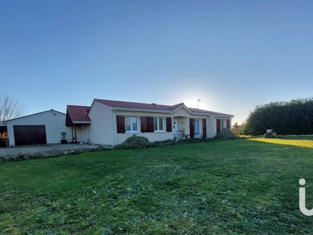 Maison vente à Saint-vivien, Barrière