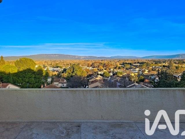 Maison vente à Avignon, Châteauneuf-de-gadagne