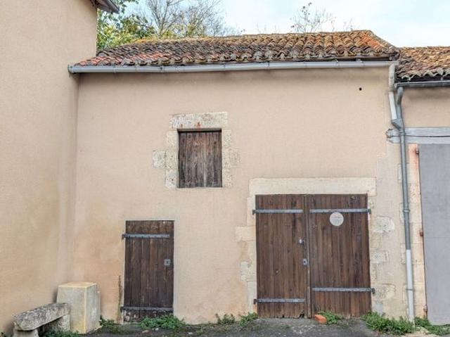 Maison vente à Montmorillon, Gouex