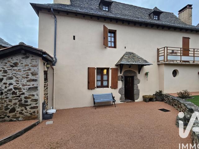 Maison vente à Aurillac, Saint-constant