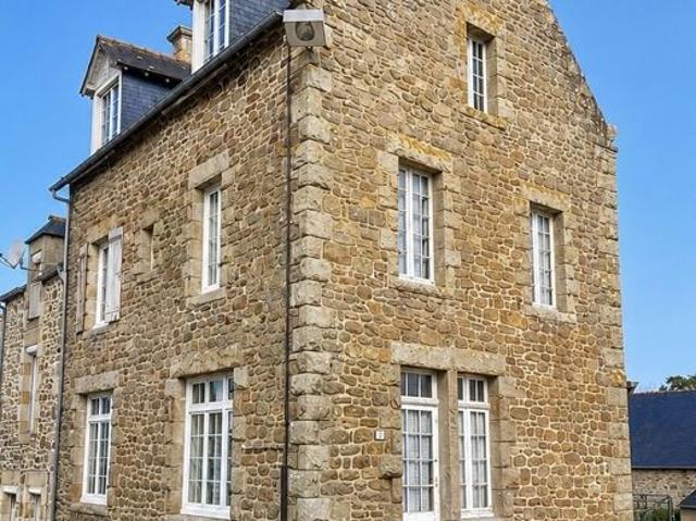 Maison vente à Dinan, Bretagne