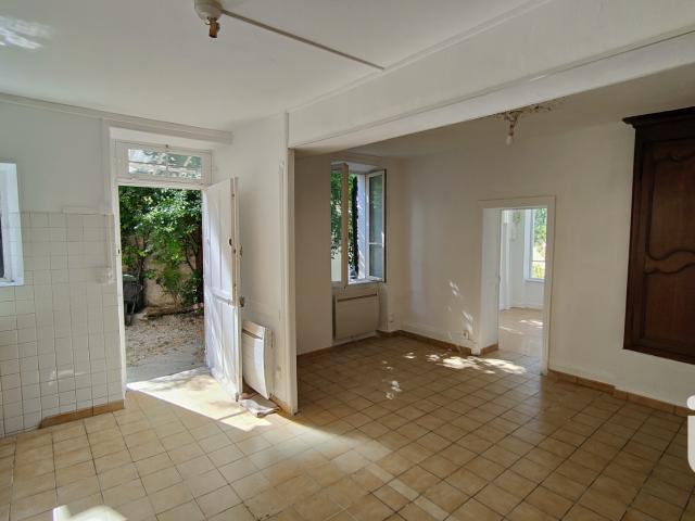 Maison vente à Auxerre, Accolay