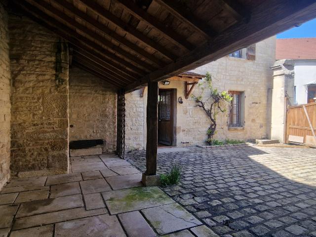 Maison vente à Avallon, Lézinnes