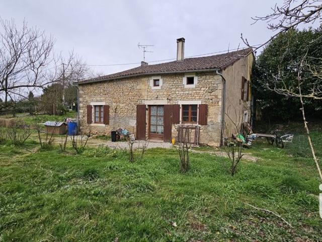 Maison vente à Confolens, Courcôme