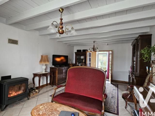Maison vente à Montmorillon, Voulême