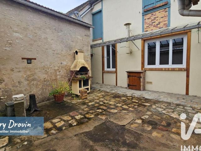 Maison vente à Versailles, Plaisir