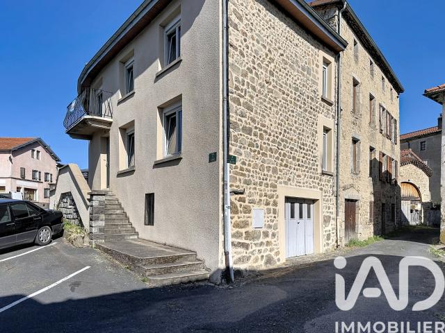 Maison vente à Ambert, Saint-amant-roche-savine