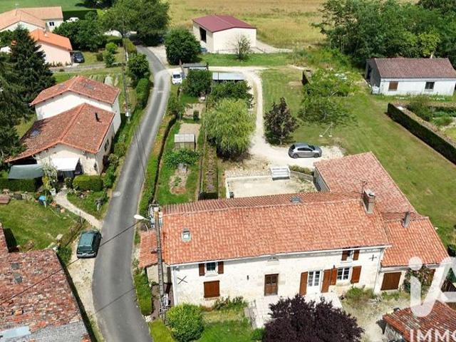 Maison vente à Montmorillon, Saint-secondin