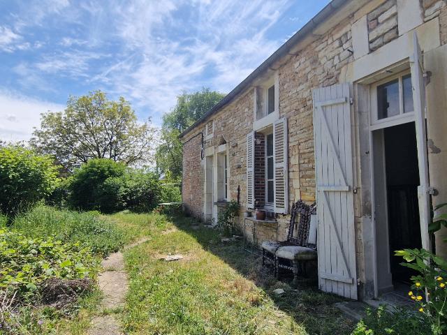 Local Commercial vente à La Roche-sur-Yon, Nesmy