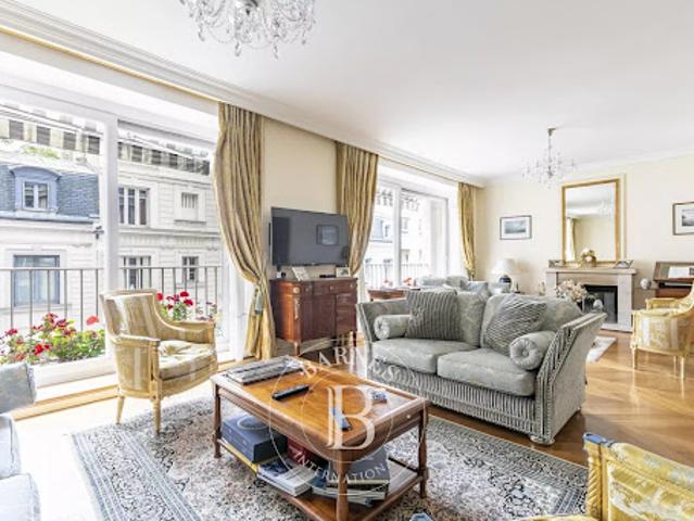 Maison vente à Paris, Île-de-France