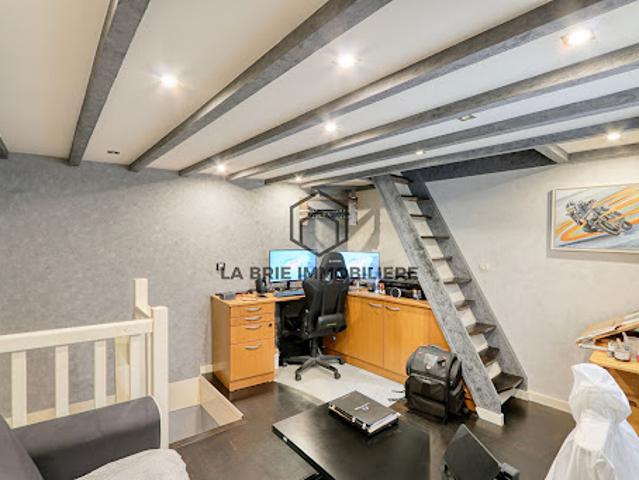 Maison vente à Créteil, Marolles-en-brie