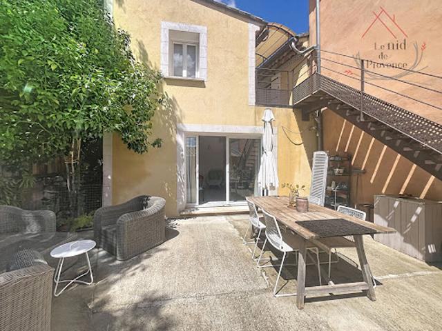 Maison vente à Avignon, Châteauneuf-de-gadagne