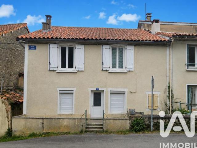 Maison vente à Confolens, Courcôme