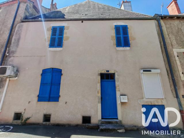 Maison vente à Saint-Amand-Montrond, Châteaumeillant