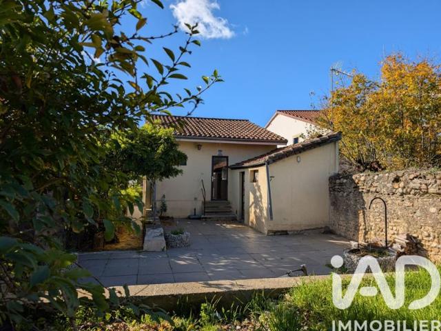 Maison vente à Valence, Marches