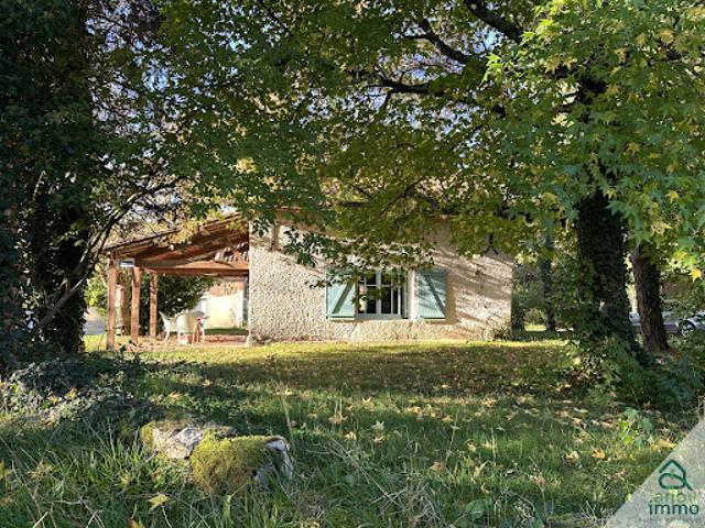 Maison vente à Confolens, Nieuil