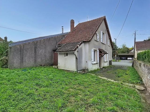 Maison vente à La Glézolle, Montchevrier