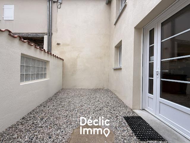 Maison vente à Poitiers, Neuville-de-poitou
