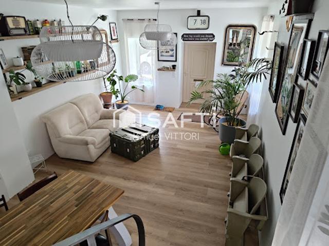 Maison vente à La Mazurie, Colombiers-du-Plessis