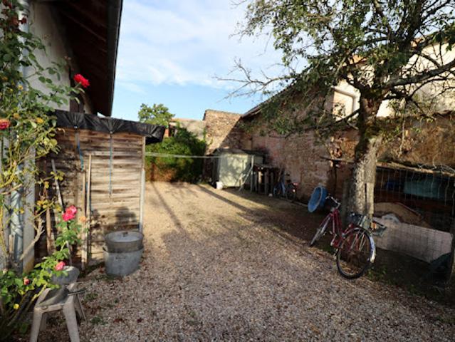 Maison vente à Mâcon, Préty