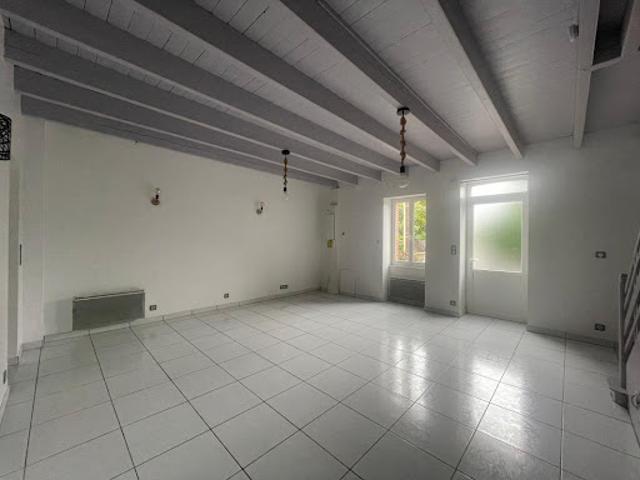 Maison vente à Saint-Nazaire, La Chapelle-des-marais