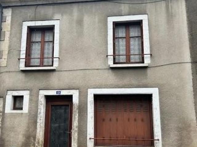 Maison vente à Saint-Amand-Montrond, Lignières