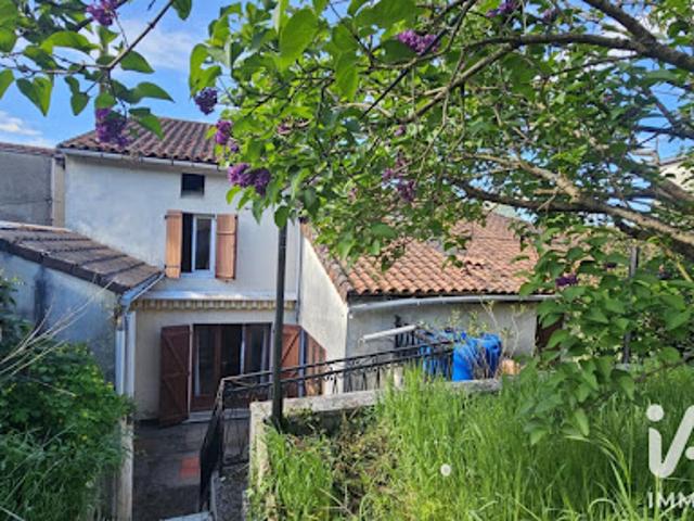 Maison vente à Ruffec, Charente