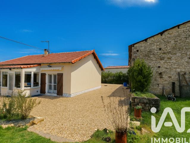 Maison vente à Confolens, Charmé