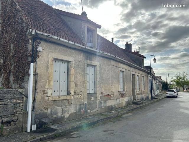 Maison vente à Saint-Amand-Montrond, Marçais