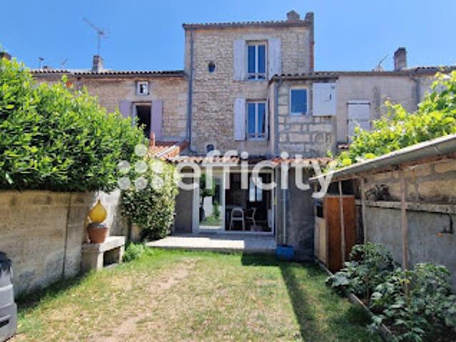 Maison vente à Angoulême, Aignes-et-puypéroux