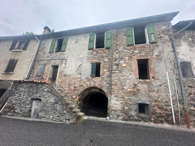 Maison vente à Forcalquier, Curbans