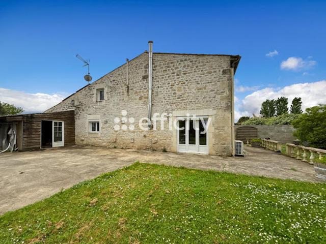 Maison vente à Saintes
