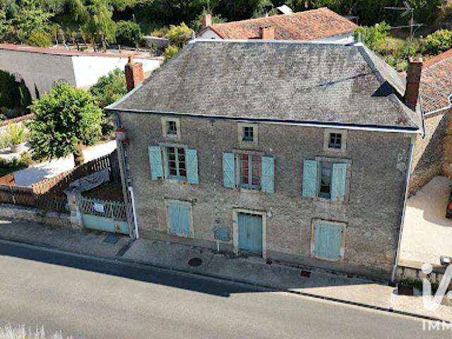 Maison vente à Montmorillon, Charroux