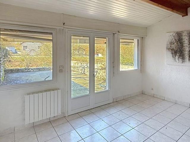 Maison vente à Nantua, Montanges
