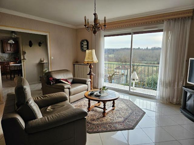 Maison vente à Angoulême, Aignes-et-puypéroux