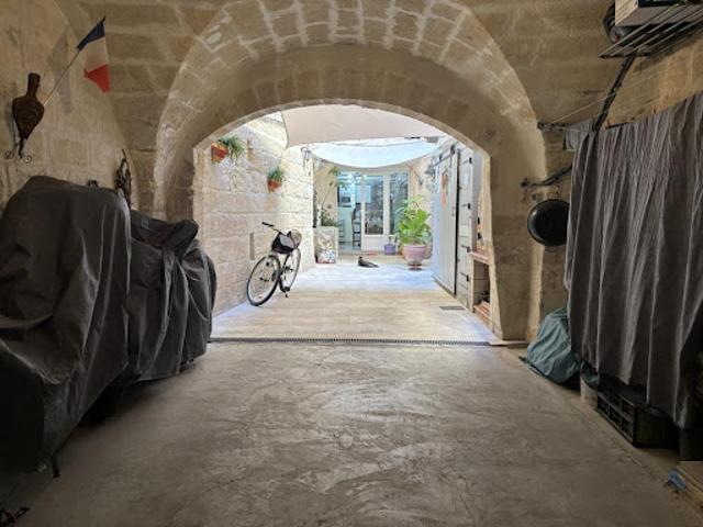 Maison vente à Nîmes, Beaucaire