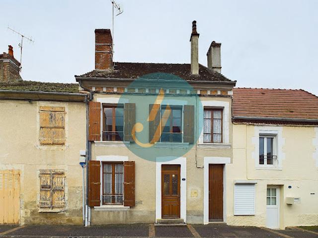 Maison vente à Cosne-Cours-sur-Loire, Arquian
