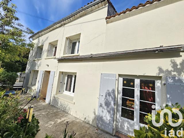 Maison vente à Cognac, Saint-fort-sur-le-né