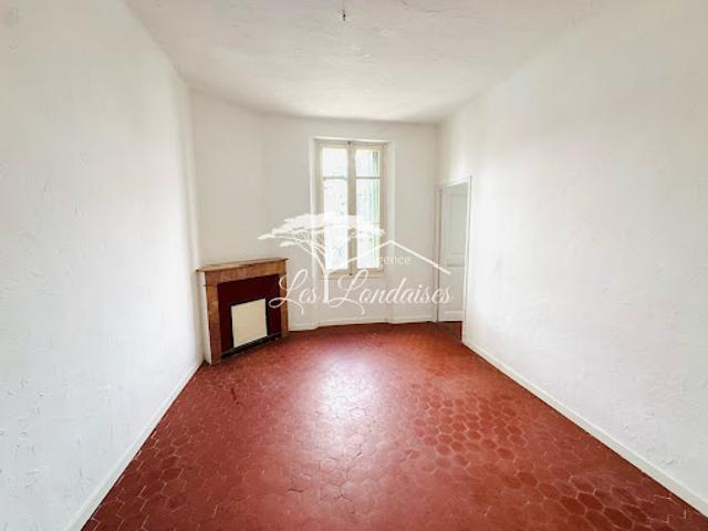Maison vente à Arrondissement de Toulon, La Londe-les-maures