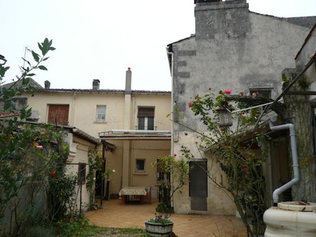Maison vente à Cognac